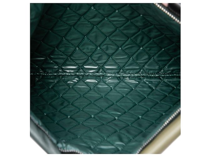 Chanel Grün Large Lambskin Colorblock Patchwork O Case - Ansicht 4