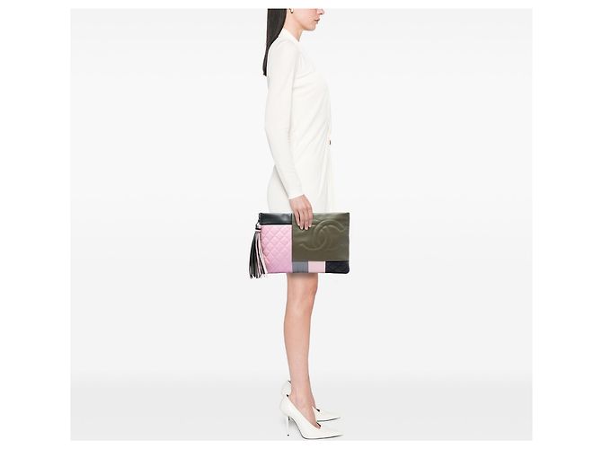 Chanel Grün Large Lambskin Colorblock Patchwork O Case - Ansicht 6