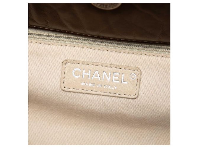 Borsa Chanel Reissue 2.55 in pelle di vitello invecchiata metallizzata matelassé marrone Bronzo - vista 5
