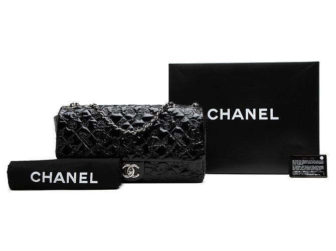 Chanel Black Jumbo Patent Embossed Lucky Symbols Flap Nero - vista 7