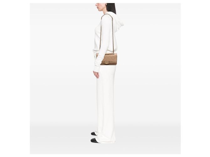 Chanel Brown Medium Quilted Iridescent Calfskin Happy Stitch Flap Braun Fleisch - Ansicht 6