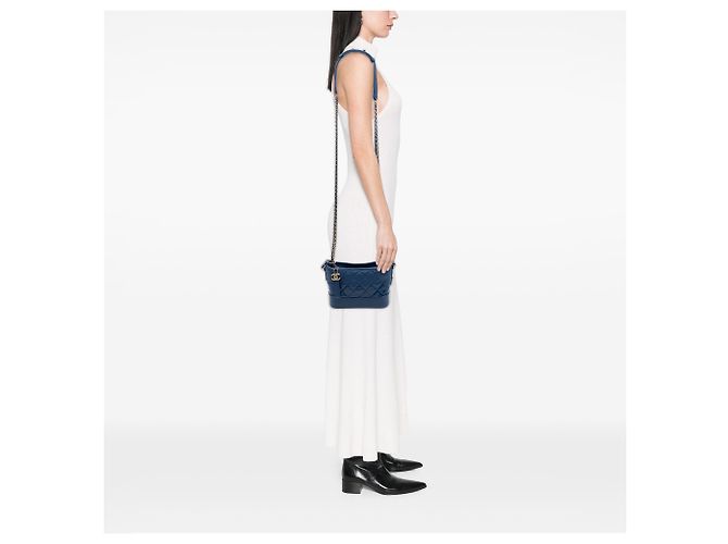 Chanel Blue Small Lambskin Gabrielle Crossbody Blau - Ansicht 6