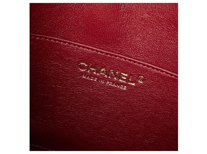mala Chanel Knock On Wood em pele de cordeiro acolchoada vermelha com pega superior Vermelho - vista 5