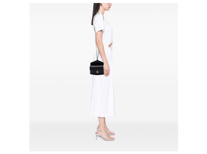 Borsa cintura con patta chic e catena Chanel in vitello trapuntato nero - vista 6