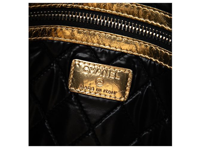 Clutch Chanel Je Ne Suis Pas En Solde in nappa metallizzata oro - vista 5