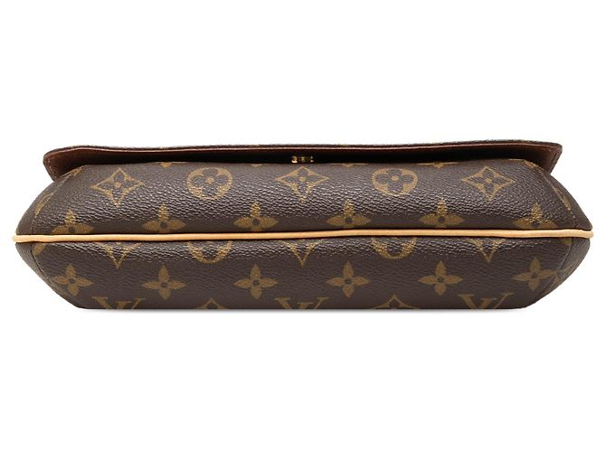 Louis Vuitton Brown Monogram Musette Tango Short Strap Castaño - vista 3