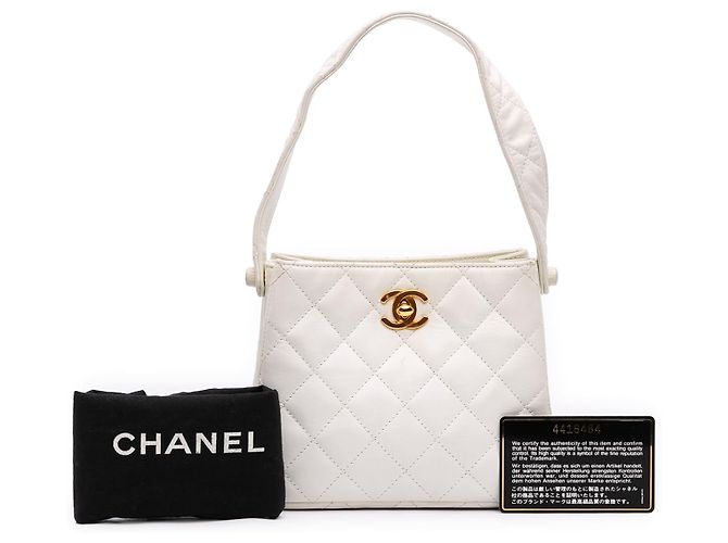 Bolsa de Ombro Chanel White CC Quilted Lambskin Branco - vista 7