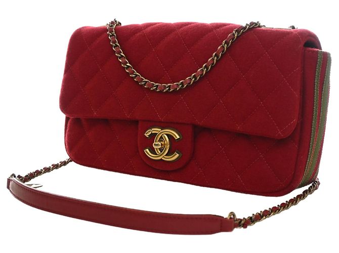 Chanel Red Medium Quilted Mixed Fibers CC Eyelet Flap Vermelho - vista 12