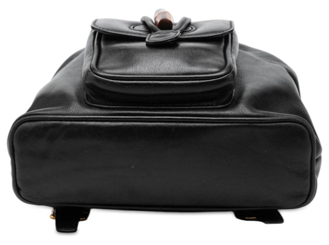 Bamboo Mochila Mini Gucci em couro de bezerro preto com cordão e bambu - vista 3