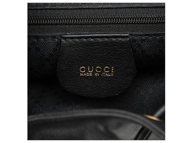 Bamboo Mochila Mini Gucci em couro de bezerro preto com cordão e bambu - vista 5