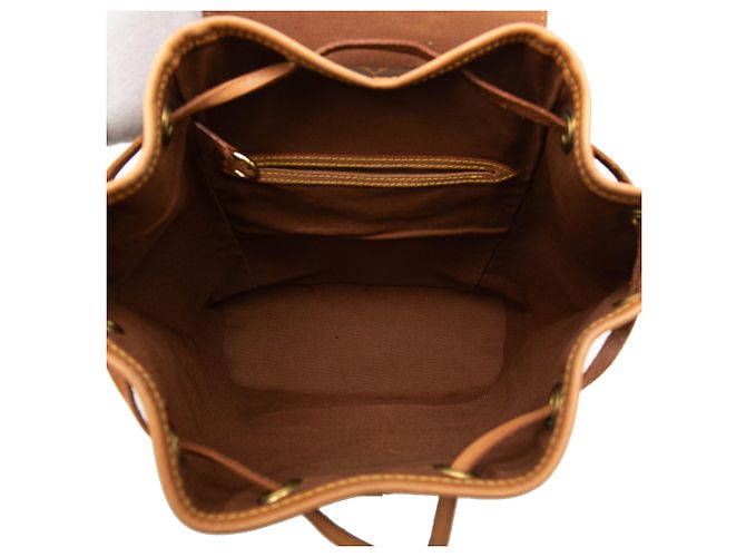 Louis Vuitton Brown Monogram Montsouris MM Castaño - vista 4
