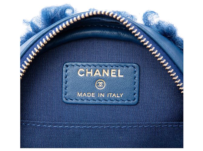 Chanel Blue Shearling 19 Round Clutch with Chain Azul - vista 5