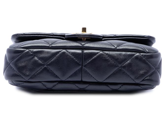 Chanel Blue Small Quilted Lambskin Funky Town Flap Azul Azul marinho - vista 3