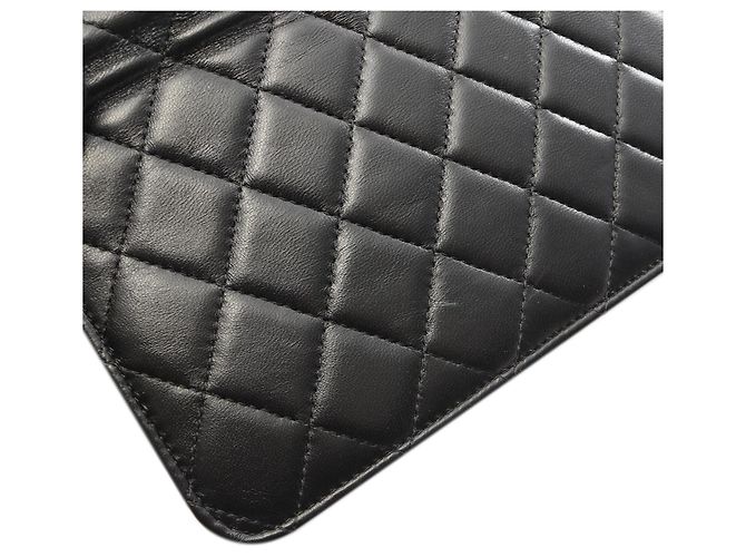 Chanel Black CC Quilted Studded Lambskin 18K Lucky Charms Wallet On Chain Nero - vista 8