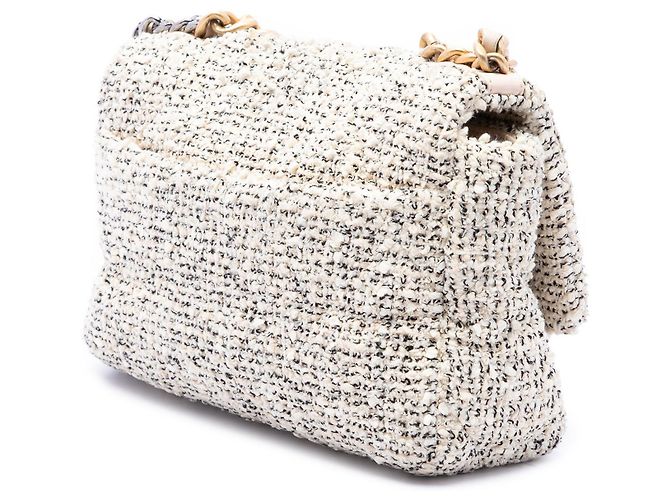 Chanel Brown Medium Tweed 19 Flap Marrom Bege - vista 2