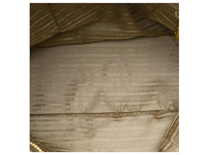 Prada Beige Vitello Daino Convertible Tote mit Doppelreißverschluss - Ansicht 4