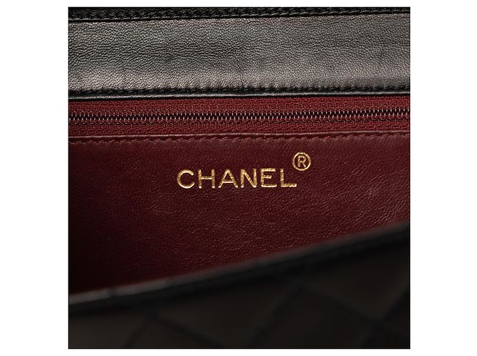Chanel Black Small CC Quilted Lambskin Single Flap Nero - vista 5