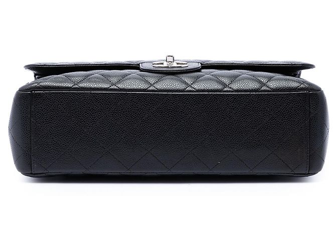 Chanel Black Maxi Classic Caviar Double Flap Preto - vista 3