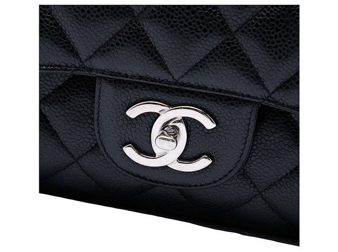 Chanel Black Maxi Classic Caviar Double Flap Preto - vista 5