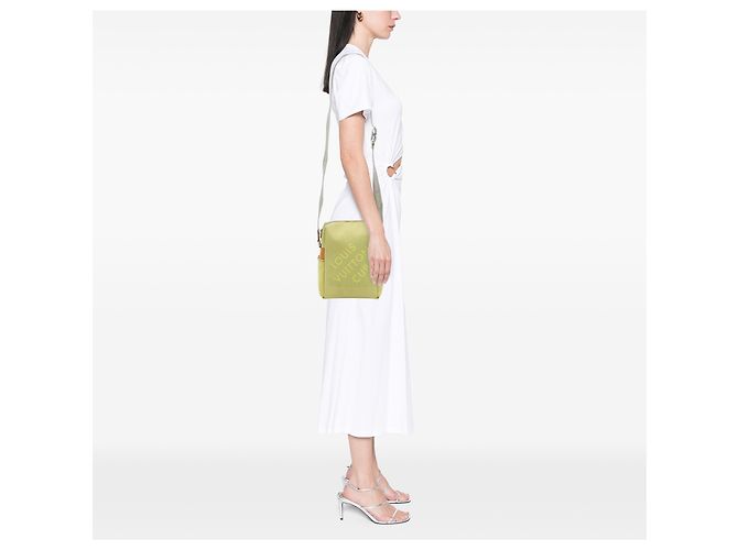 Borsa Louis Vuitton Green Limited Edition Damier Geant LV Cup Weatherly Bag - vista 6