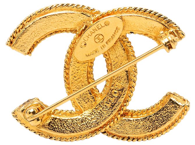 Broche filigrane Chanel Gold CC plaquée or Doré - vue 2