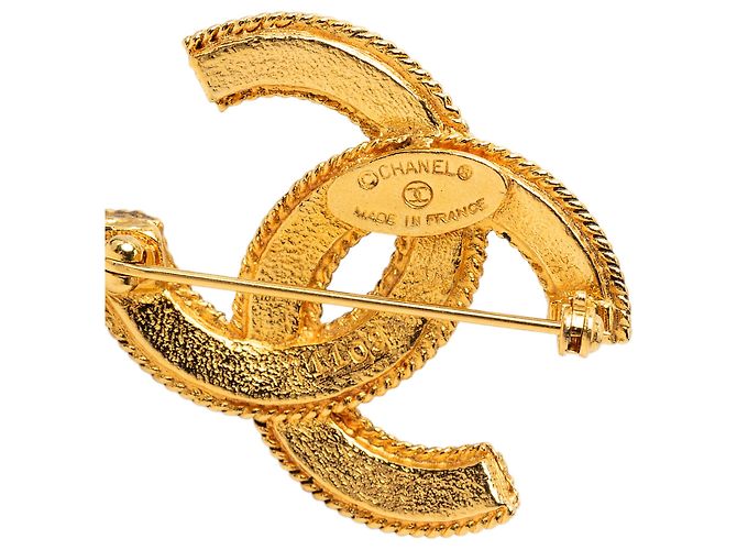 Broche filigrane Chanel Gold CC plaquée or Doré - vue 3