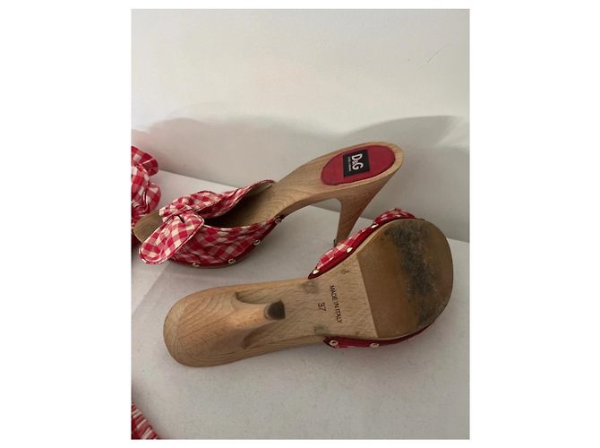 D&G Dolce & Gabbana Set aus Oberteil und Mules in Rot-Weißem Karomuster - Ansicht 4