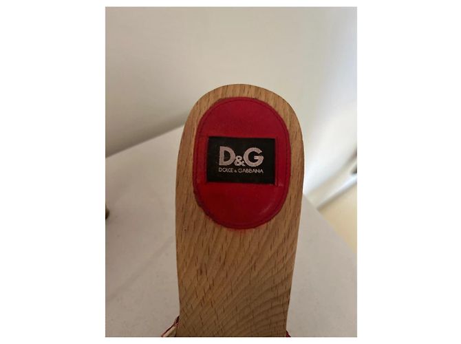 D&G Dolce & Gabbana Set aus Oberteil und Mules in Rot-Weißem Karomuster - Ansicht 7