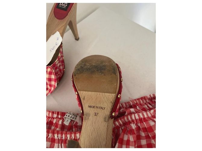 D&G Dolce & Gabbana Set aus Oberteil und Mules in Rot-Weißem Karomuster - Ansicht 8