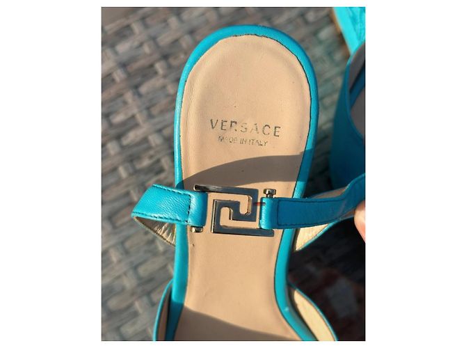 Medusa Sandali con zeppa Versace in pelle blu - vista 5