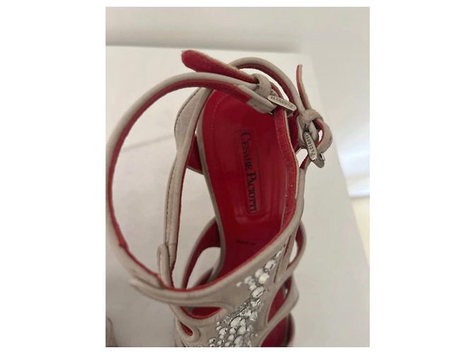 Sandalias de tacón Cesare Paciotti con strass Roja Beige - vista 5