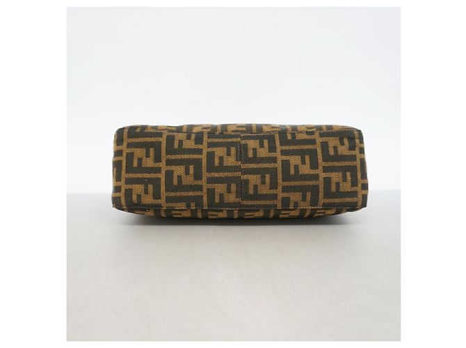 Bolso de hombro Fendi Zucca de nailon y lona Castaño - vista 3