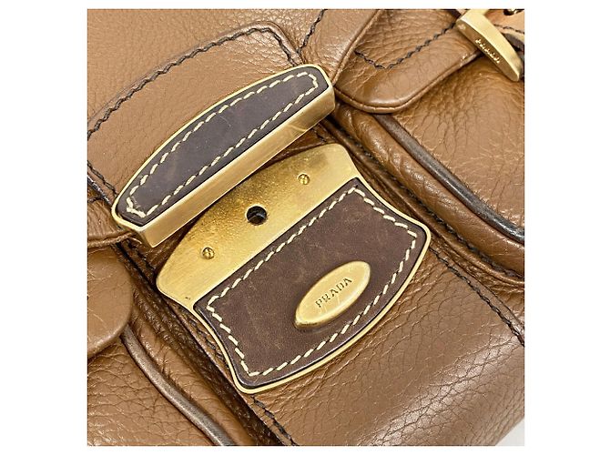 Borsa a tracolla Prada in pelle marrone - vista 10