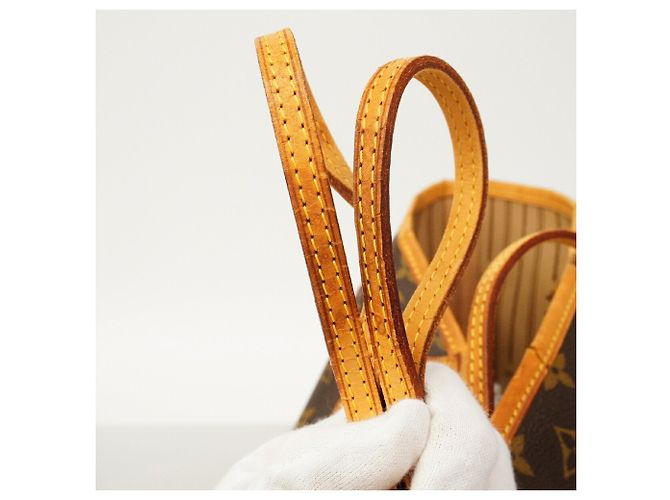 Louis Vuitton Monogram Neverfull MM Tote Bag Brown - view 9