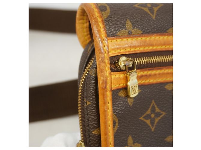 Louis Vuitton Monogram Bumbag Bosphore M40108 Marron - vue 7