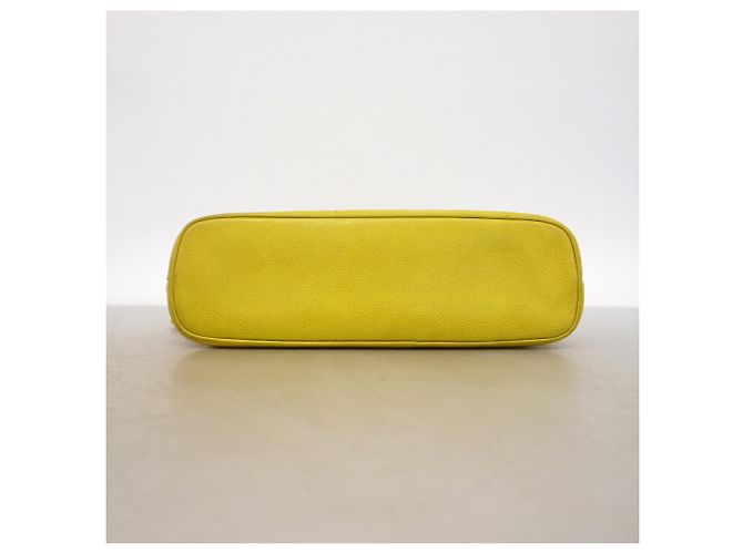 Bolso de hombro Chanel Lime Yellow Dorado - vista 3
