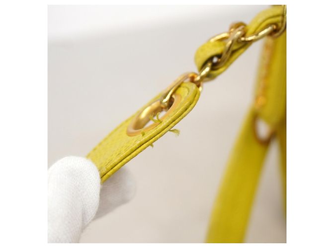 Bolso de hombro Chanel Lime Yellow Dorado - vista 9