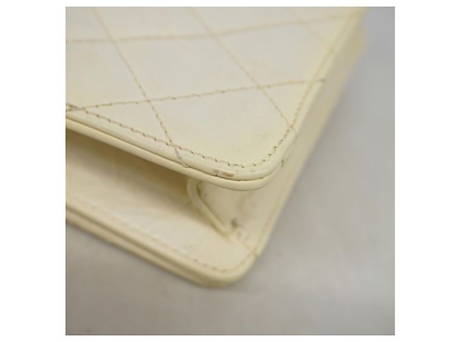 Sac à main Chanel 2.55 Matelassé en cuir blanc - vue 6