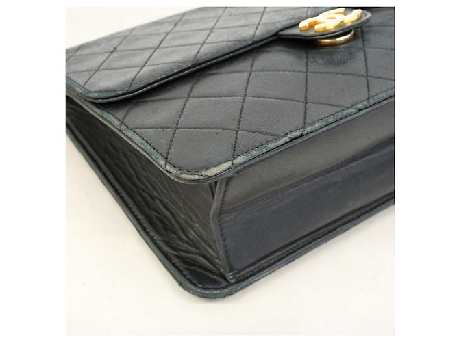 Chanel Matelassé Chain Shoulder Bag Black - view 6