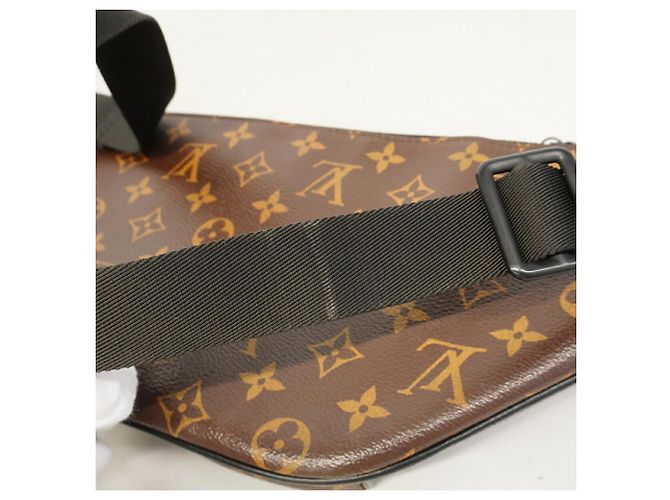 Sac banane Louis Vuitton Monogram Macassar Christopher Marron Noir - vue 8