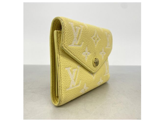 Louis Vuitton Tri-fold Wallet Yellow - view 2