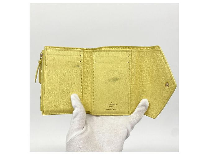 Louis Vuitton Tri-fold Wallet Yellow - view 3
