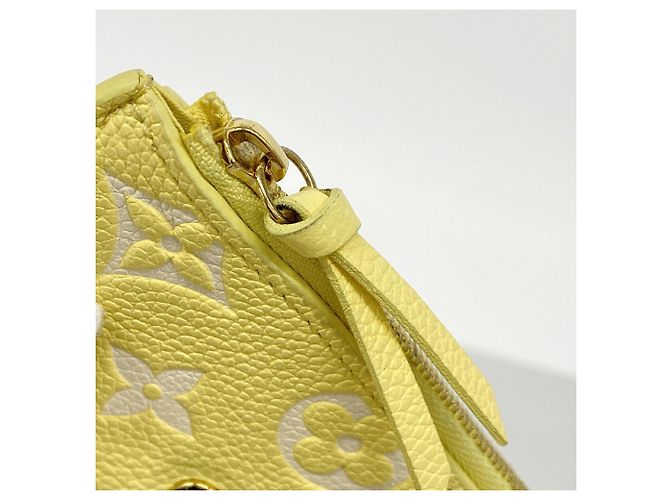 Louis Vuitton Tri-fold Wallet Yellow - view 7