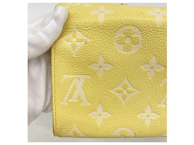 Louis Vuitton Tri-fold Wallet Yellow - view 8