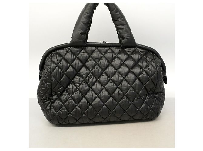 Sac cabas Chanel Coco Cocoon en nylon Noir - vue 9