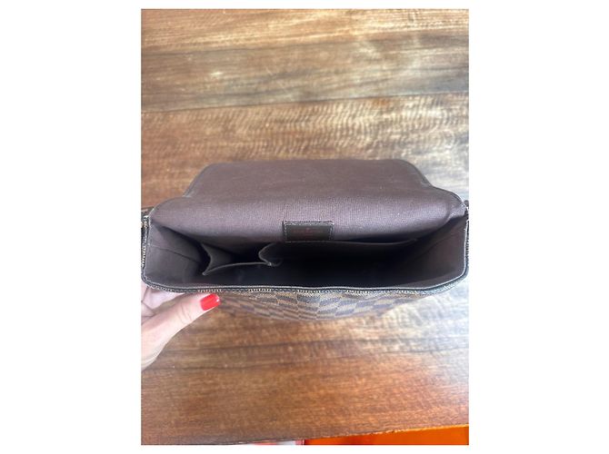 Louis Vuitton Bolsa de Ombro Damier Ebene Marrom - vista 5
