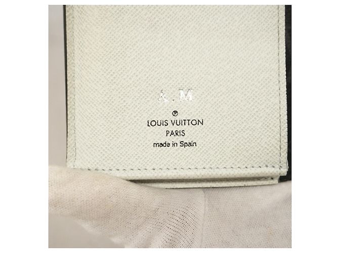 Louis Vuitton Epi Monogram Eclipse Portefeuille Brazza Long Wallet Azul marino - vista 4