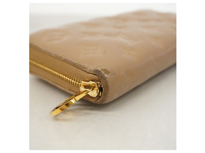 Cartera Louis Vuitton Monogram Coussin Zippy en Taupe Gris pardo - vista 6