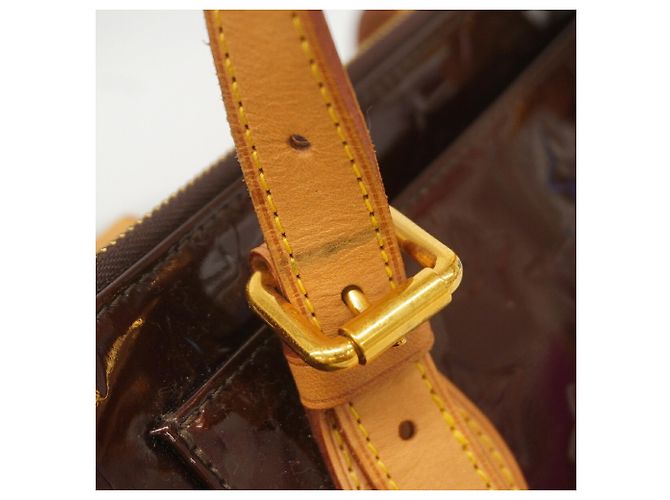 Borsa a tracolla Louis Vuitton Vernis Rosewood Avenue Bordò - vista 8