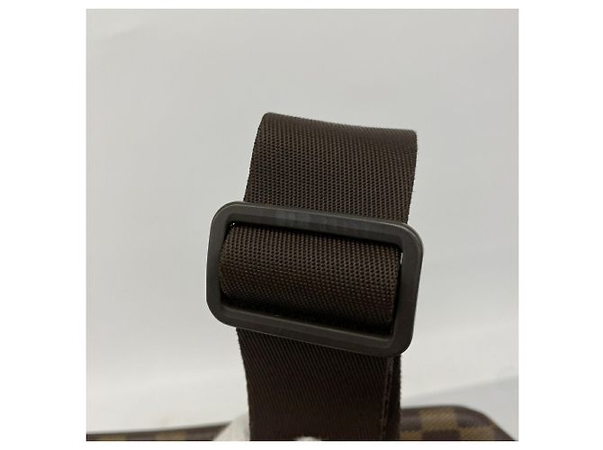 Sac à épaule Louis Vuitton Damier Olaf MM Damier ebène - vue 10